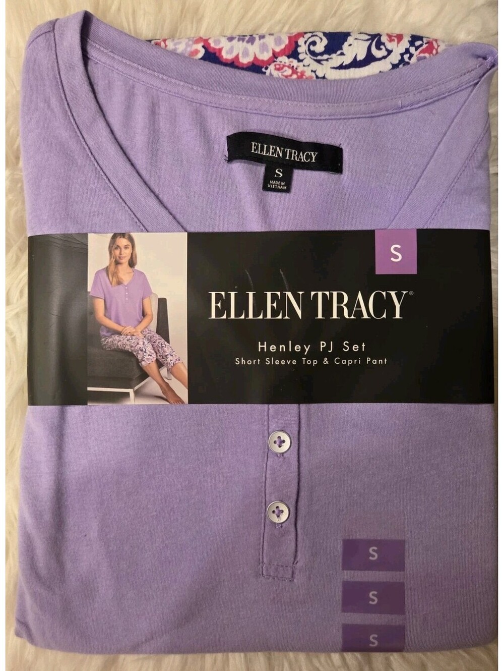 Ellen Tracy Small Purple Henley PJ Set Short Sleeve Capri Pants Paisley